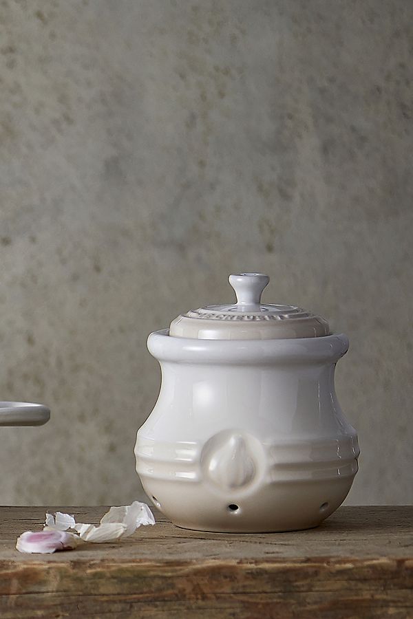 Slide View: 2: Le Creuset Stoneware Garlic Keeper