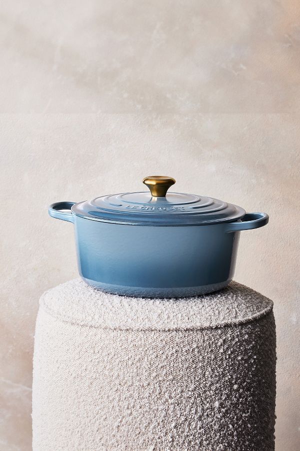 Slide View: 1: Le Creuset Signature Cast Iron Round Casserole, 20cm