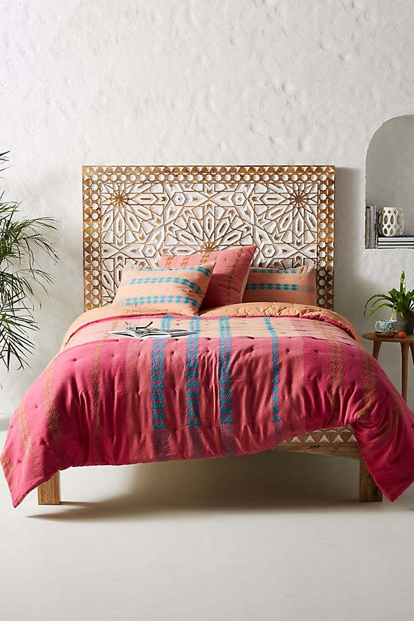 Slide View: 1: Woven Cristobal Quilt