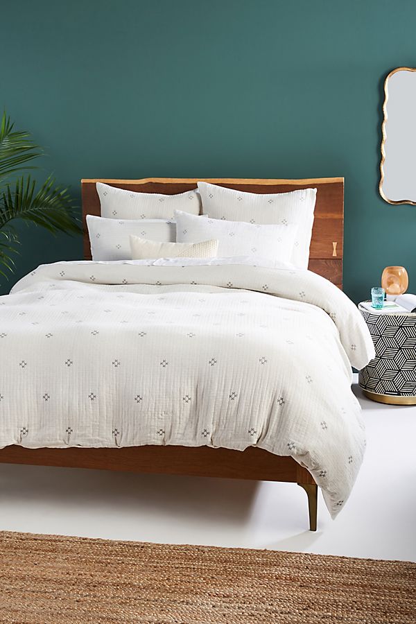 Slide View: 1: Woven Sunday Market Duvet Cover
