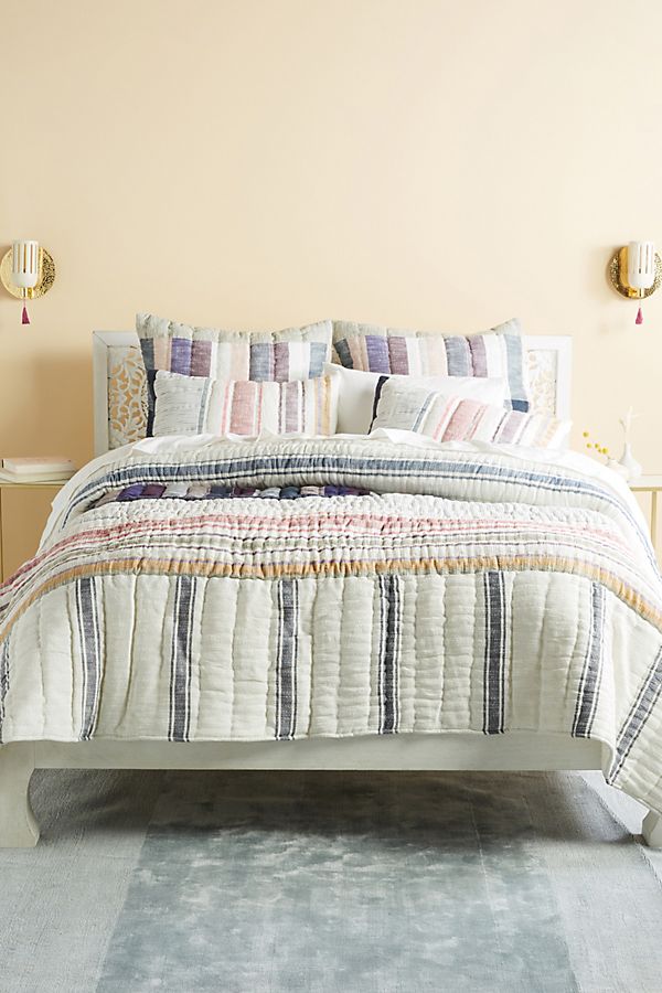 Slide View: 1: Woven Starling Quilt