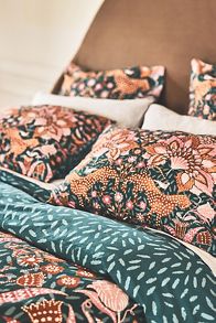 Slide View: 2: Mahina Duvet Cover