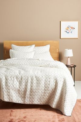 White Quilts Coverlets Anthropologie