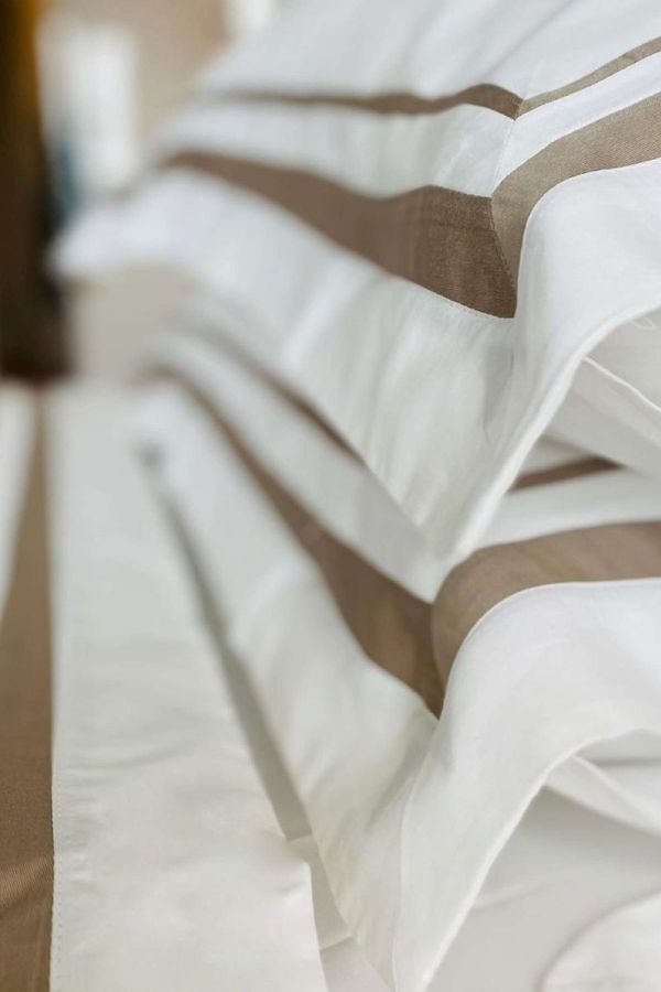 Slide View: 2: Sukun New Yorker Mushroom Cotton Sateen Bedding Set