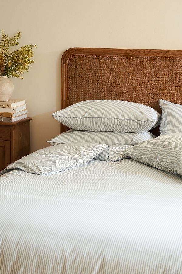 Slide View: 1: Dip & Doze Reversible Blue Stripe Organic Cotton Duvet Cover