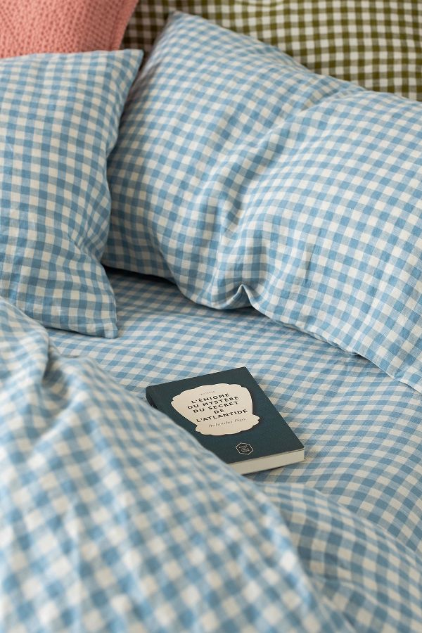 Slide View: 1: Piglet In Bed Blue Gingham Linen Pillowcase, Set of 2