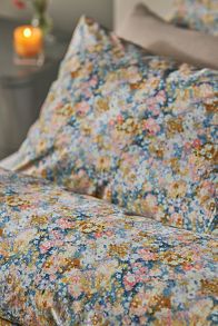 Slide View: 2: Leora Organic Cotton Percale Floral Duvet