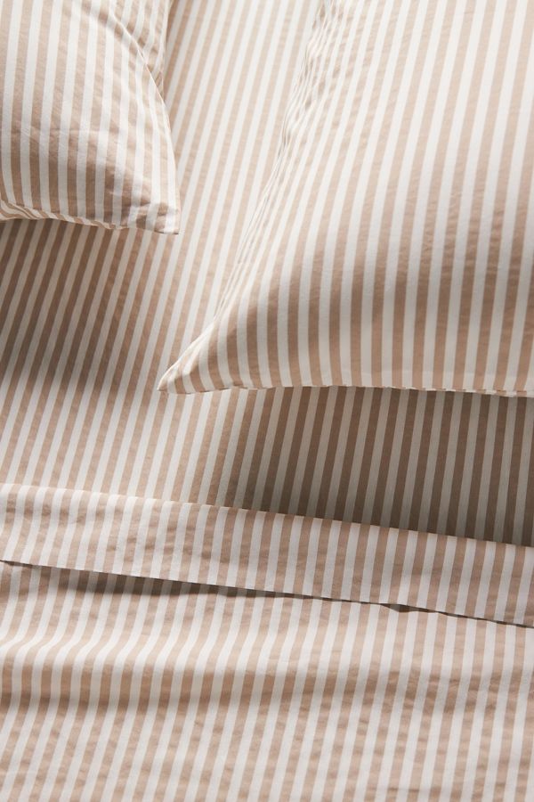 Slide View: 2: Maeve by Anthropologie Organic Cotton Percale Sheet Set