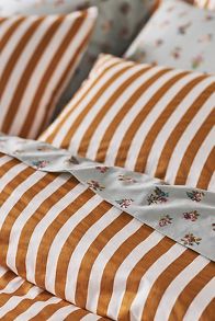 Slide View: 2: Maeve by Anthropologie Cotton Printed Duvet Cover