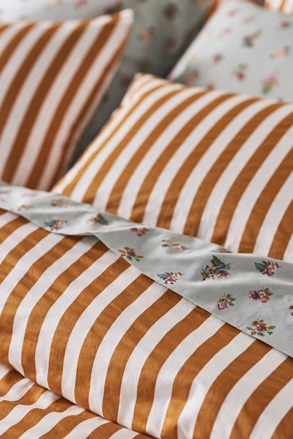 Slide View: 2: Maeve by Anthropologie Cotton Printed Duvet Cover