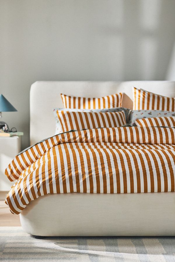 Slide View: 1: Maeve by Anthropologie Cotton Printed Duvet Cover