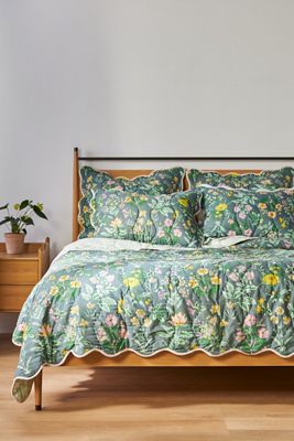 Iluka 100% Cotton Gauze Floral Quilt