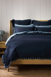 Slide View: 1: Maeve by Anthropologie Organic Cotton Looped Embroidered Duvet Cover