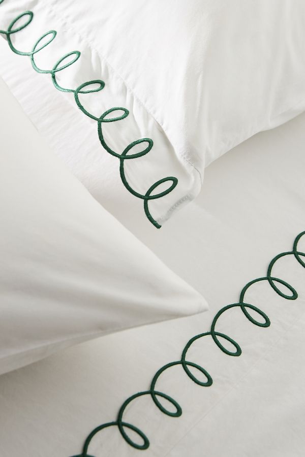 Slide View: 2: Maeve by Anthropologie Looped Organic Percale Sheet Set