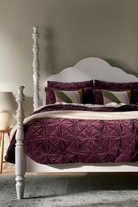 Slide View: 1: Trova Velvet Quilt