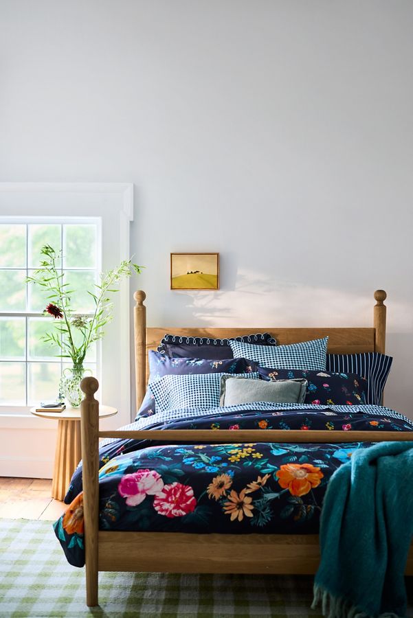 Slide View: 1: Maeve by Anthropologie Organic Sateen Celine Duvet Cover