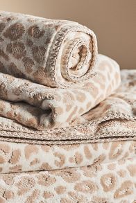 Slide View: 2: Lola Leopard Bath Towel Collection