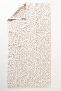 Slide View: 3: Lola Leopard Bath Towel Collection