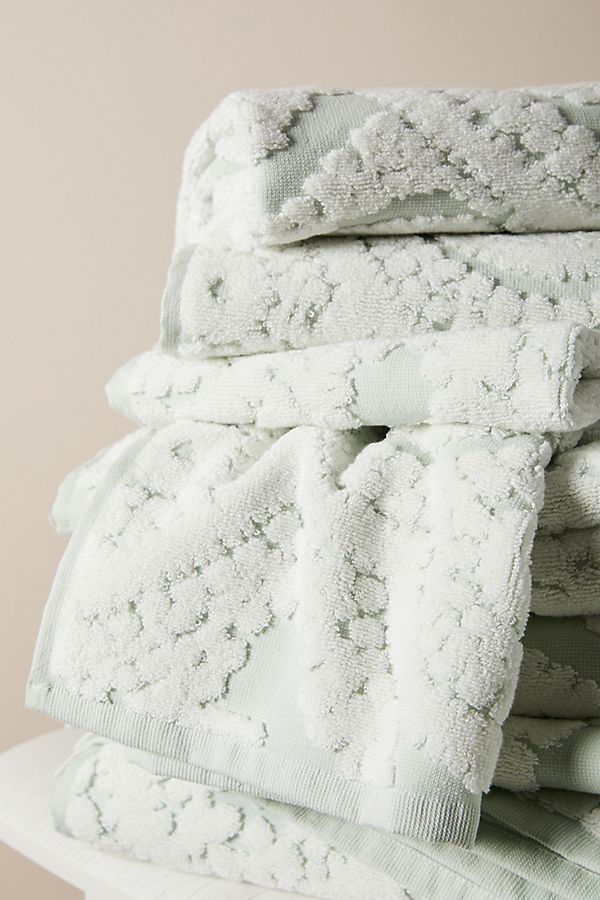 Slide View: 3: Tyler Towel Collection