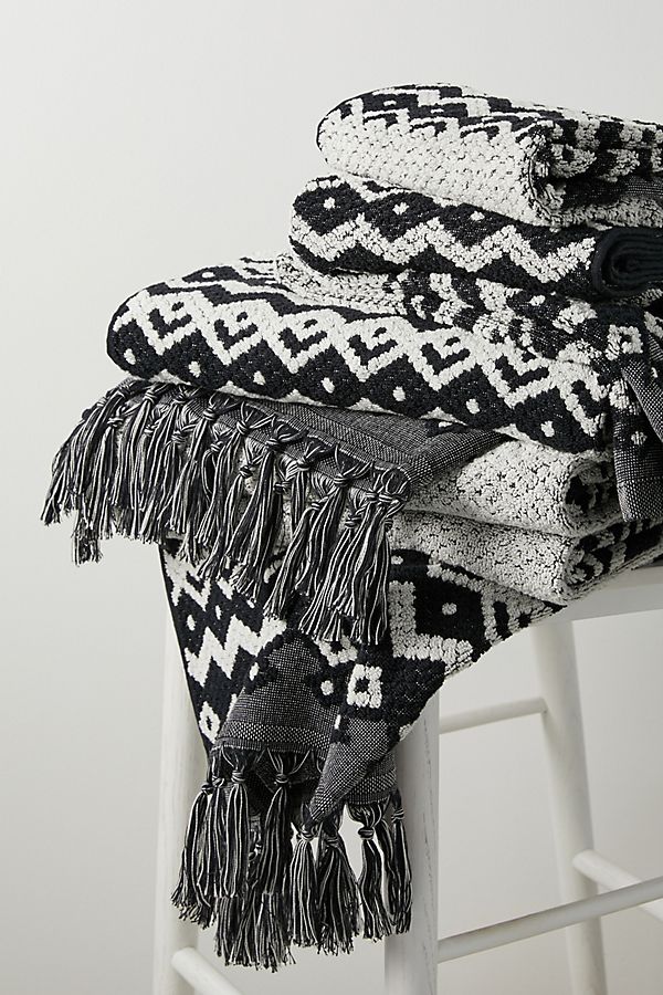 Slide View: 2: Casablanca Towel Collection