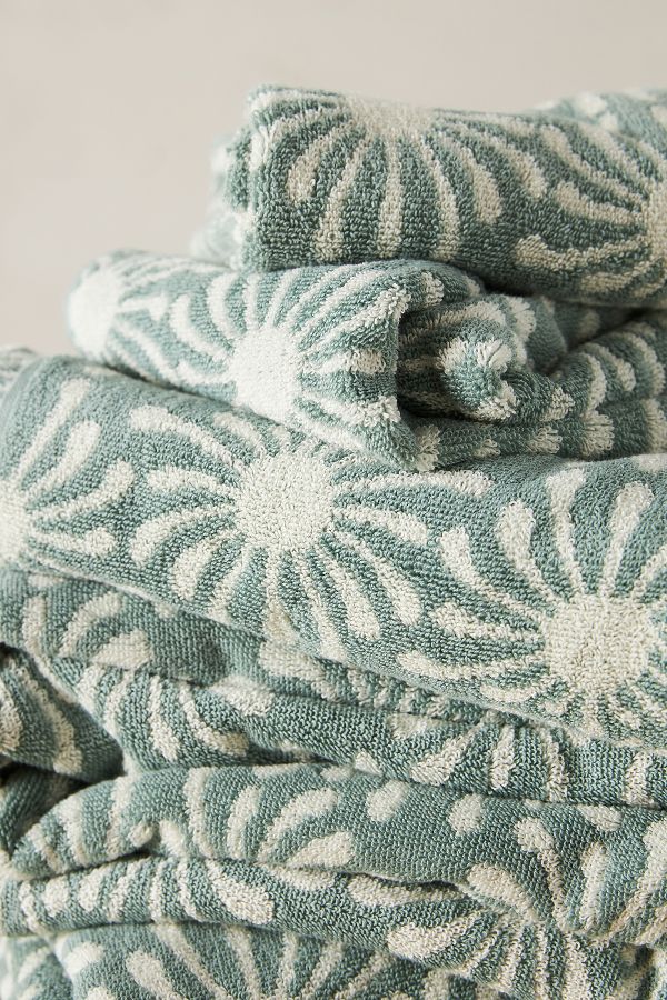 Slide View: 3: Slowtide Dawn Bath Towel Collection