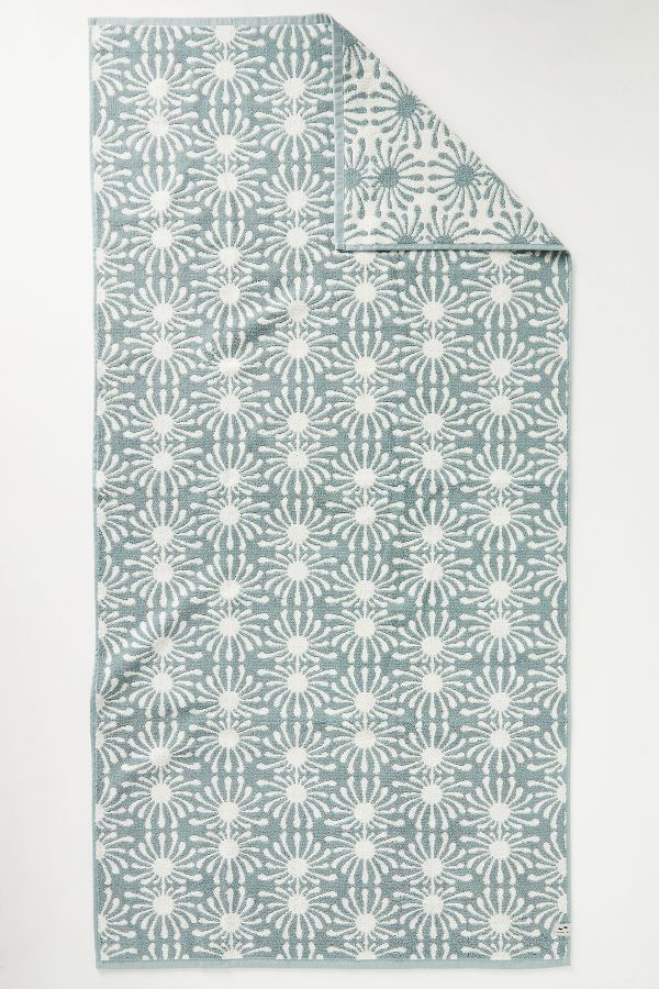 Slide View: 4: Slowtide Dawn Bath Towel Collection