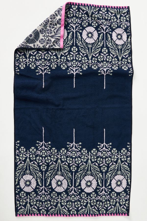 Slide View: 3: Ellen Merchant Bath Towel Collection