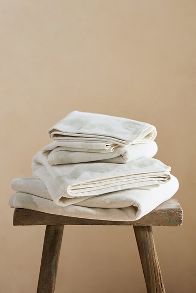 Slide View: 2: Maeve by Anthropologie Scalloped Cotton Towel Collection