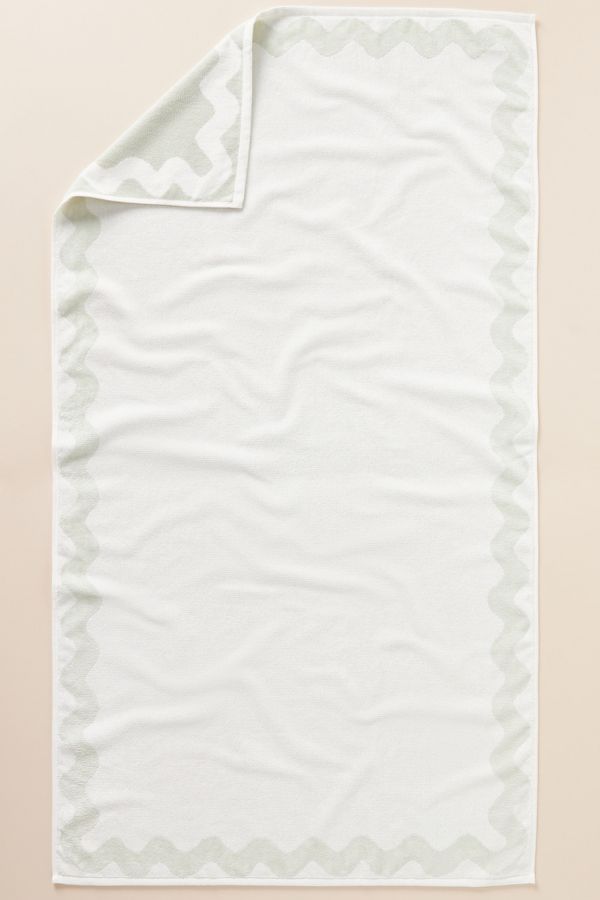 Slide View: 4: Maeve by Anthropologie Scalloped Cotton Towel Collection