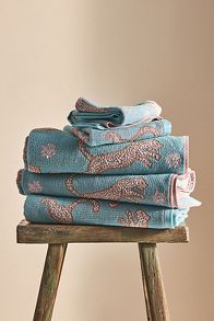 Slide View: 2: Maeve by Anthropologie Leopard Cotton Towel Collection