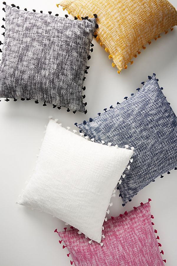 Slide View: 1: Tasseled Martina Pillow