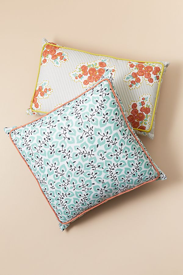 Slide View: 1: Campagne Pillow