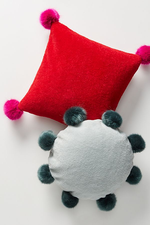 Slide View: 3: Lila Pillow