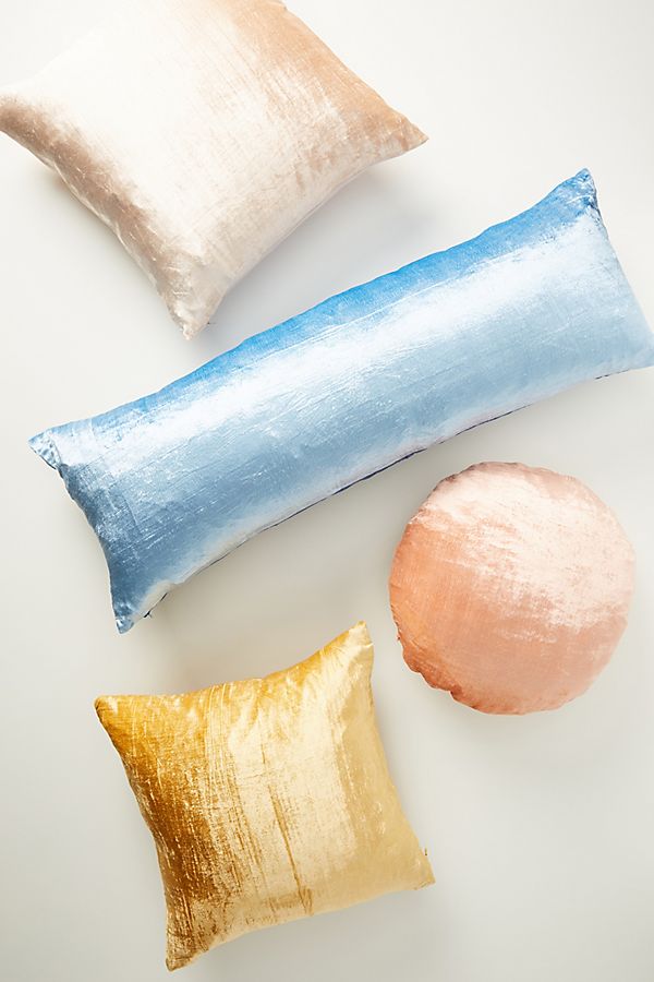 Slide View: 2: Flower-Dyed Velvet Pillow