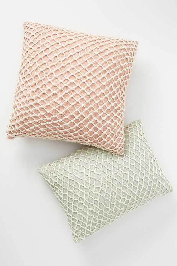 Slide View: 2: Netted Pillow