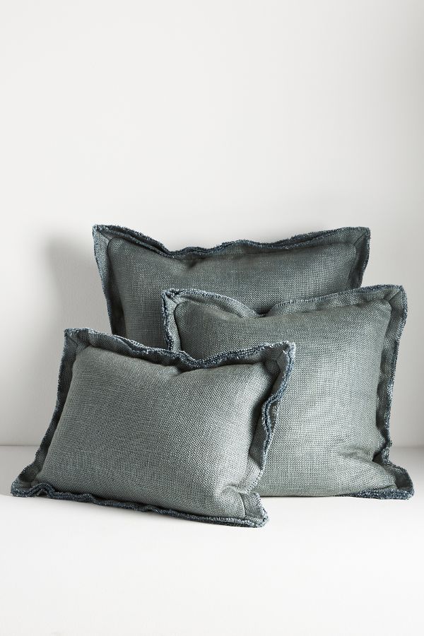 Slide View: 1: Luxe Linen Blend Pillow