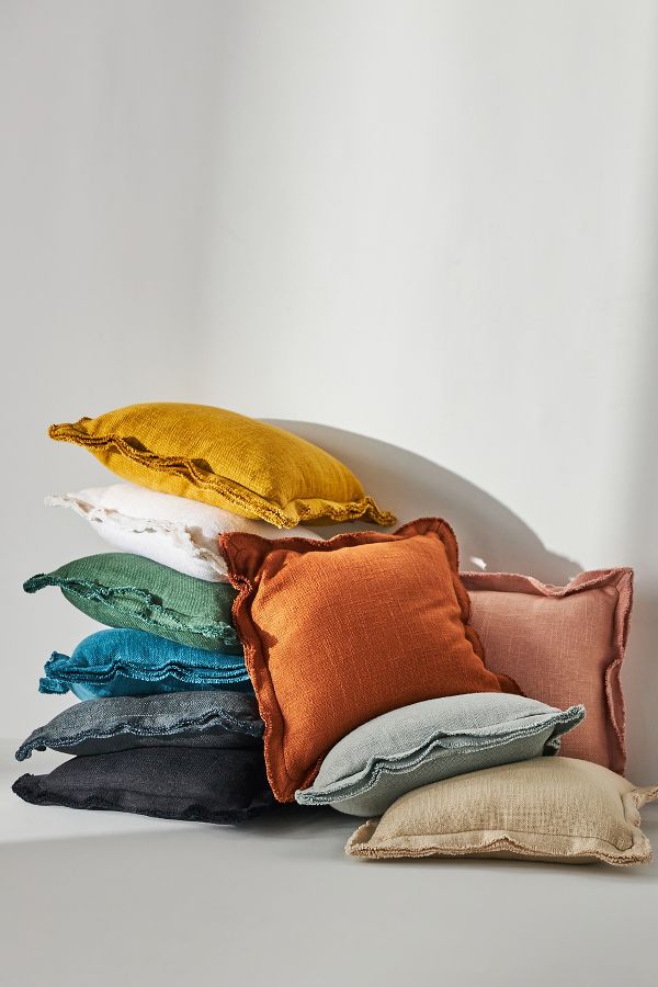 Slide View: 6: Luxe Linen Blend Pillow