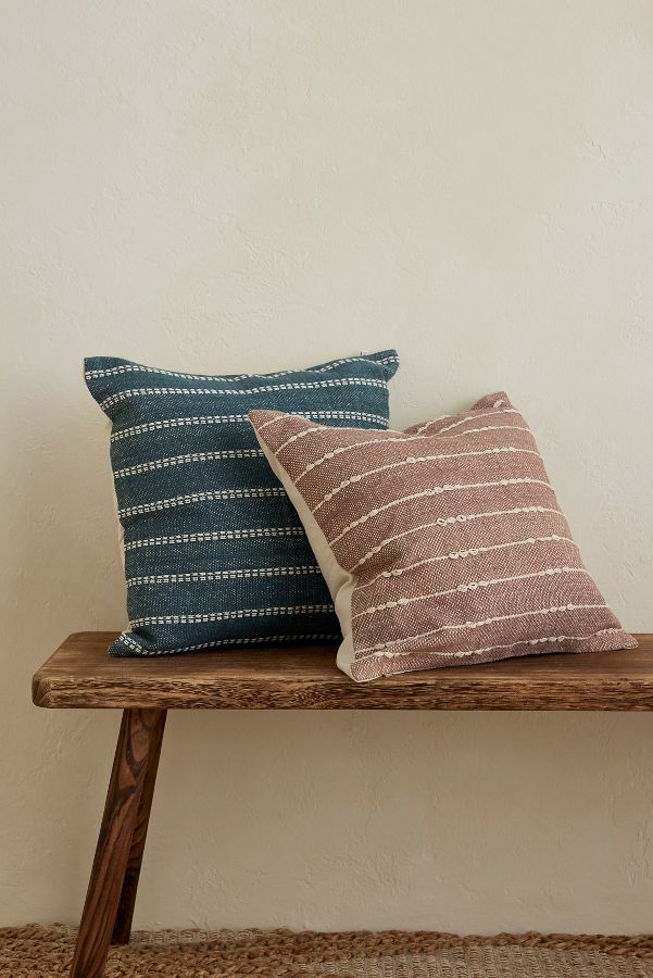 Vista diapositiva: 2: Ellenvale Interiors India Plum Stripe Cushion