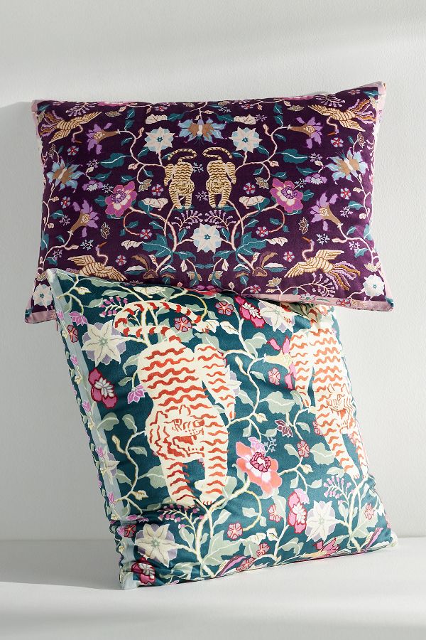 Vista diapositiva: 2: Millie Printed Cushion