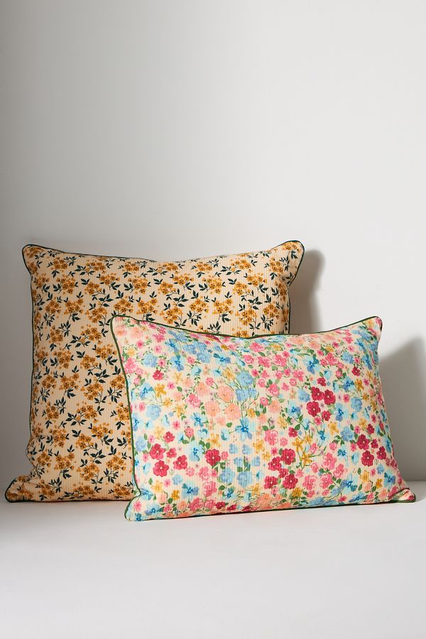 Slide View: 3: Vera Cotton Floral Printed Pillow