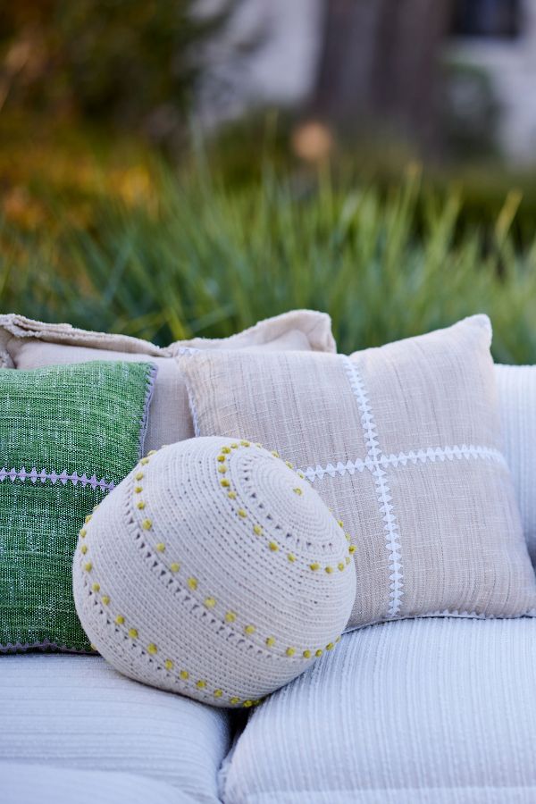 Slide View: 5: Mischa Indoor/Outdoor Cushion