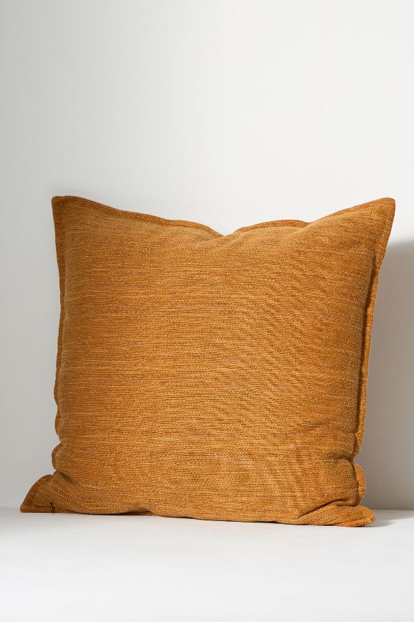 Vista de diapositivas: 4: Velvet Trova Cushion