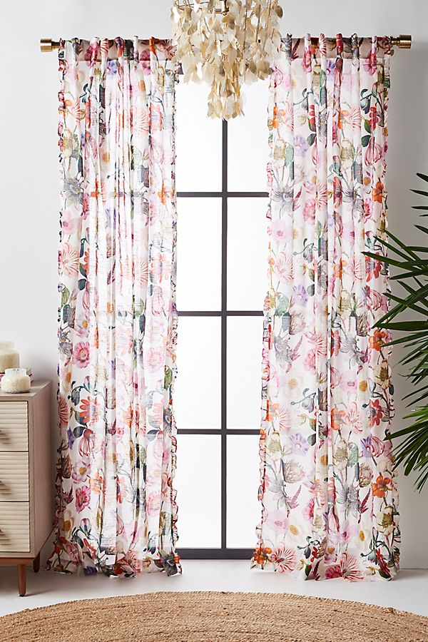Slide View: 1: Daisy Curtain