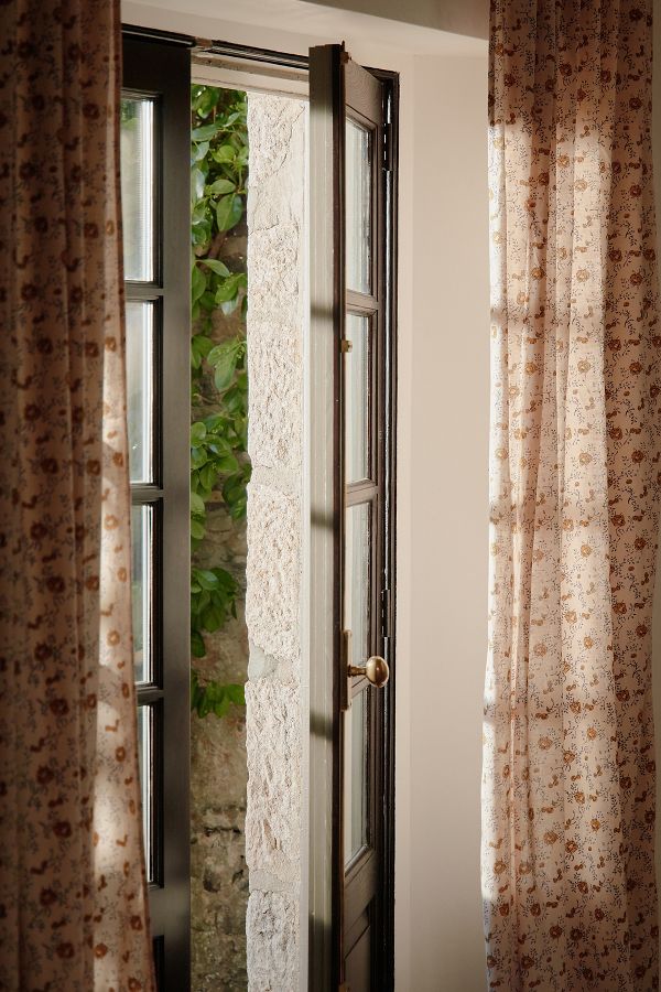 Slide View: 5: Amber Lewis for Anthropologie Rowena Curtain