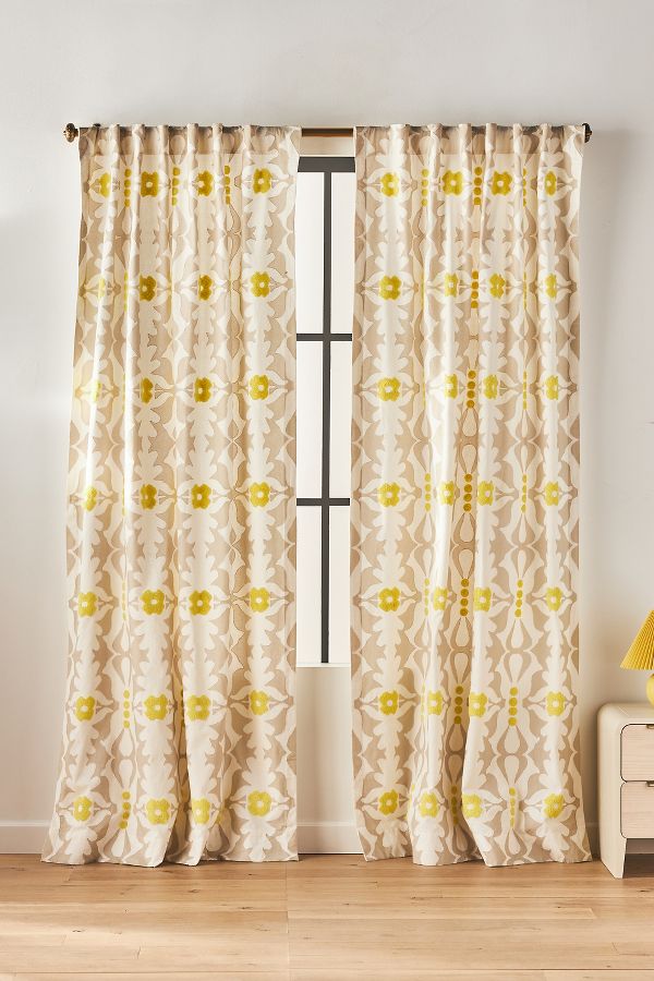 Slide View: 1: Kemala Curtain