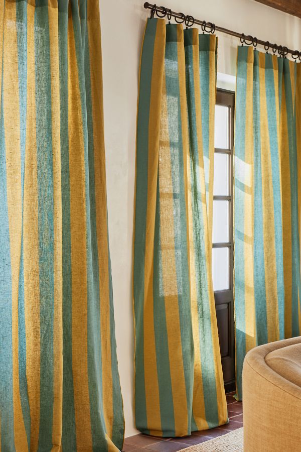 Slide View: 1: Pallido Curtain