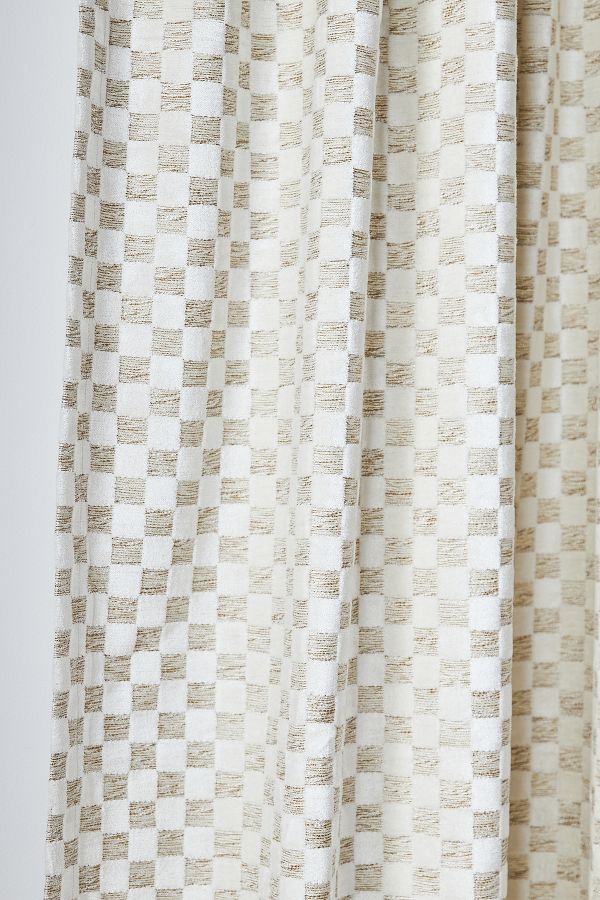 Slide View: 2: Carmine Woven Checkered Curtain