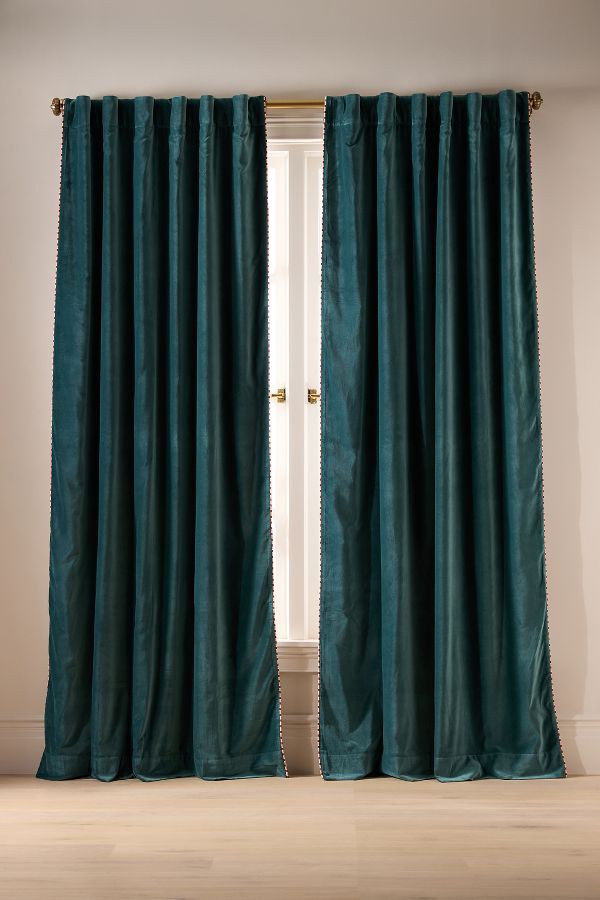 Slide View: 1: Milo Velvet Blackout Piped Curtain