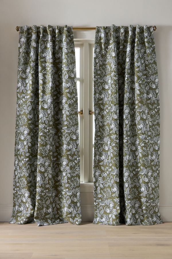 Slide View: 1: Julie Jacquard Bird Curtain