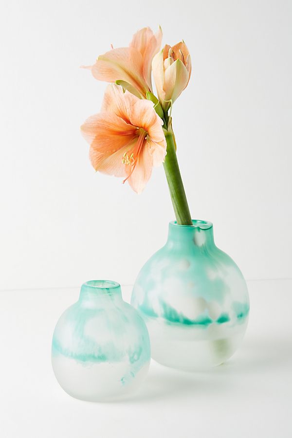 Slide View: 1: Tammy Bud Vase